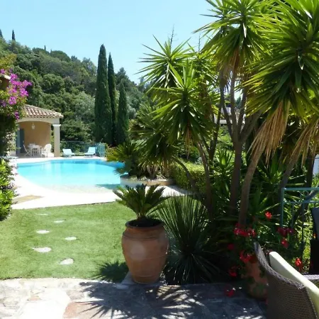 Ferienhaus Sur Le Cap Negre Le Lavandou